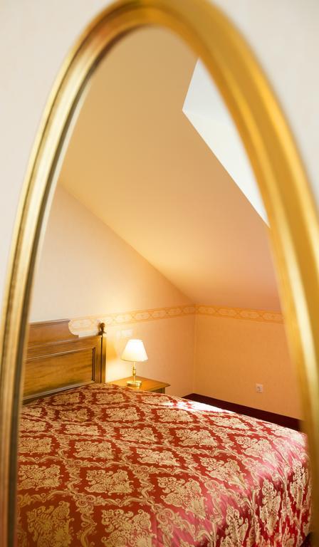 Parkhotel Idar-Oberstein Oda fotoğraf